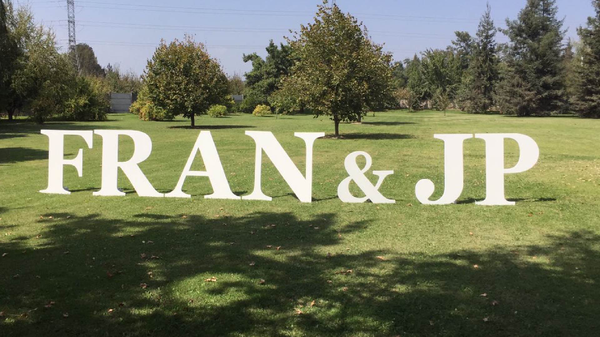 Letras grandes para matrimonios